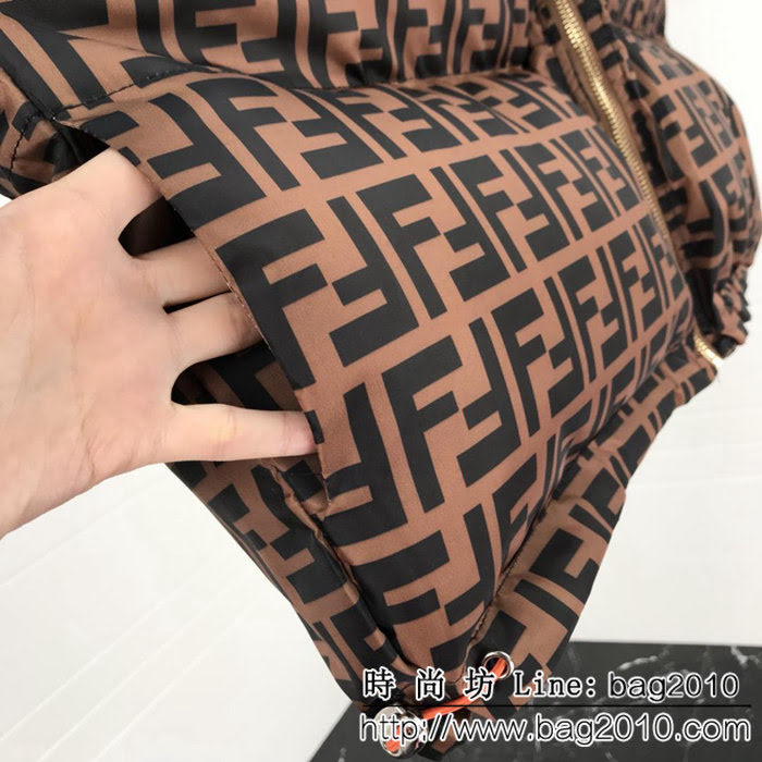 FENDI芬迪 18專櫃同步 秋冬新款 全方位FF圖案 兩面穿 羽絨棉服 情侶款 ydi2220